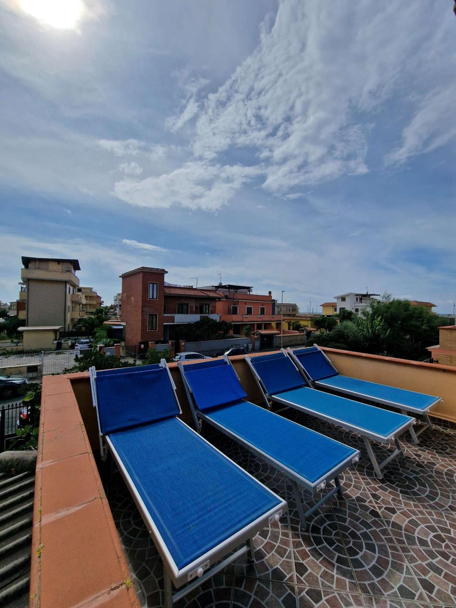 Vista Mare House Apartment Fiumicino Luaran gambar